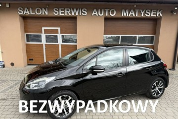 1,2 82KM  Klimatronik  Navi  Kamera  CarPlay